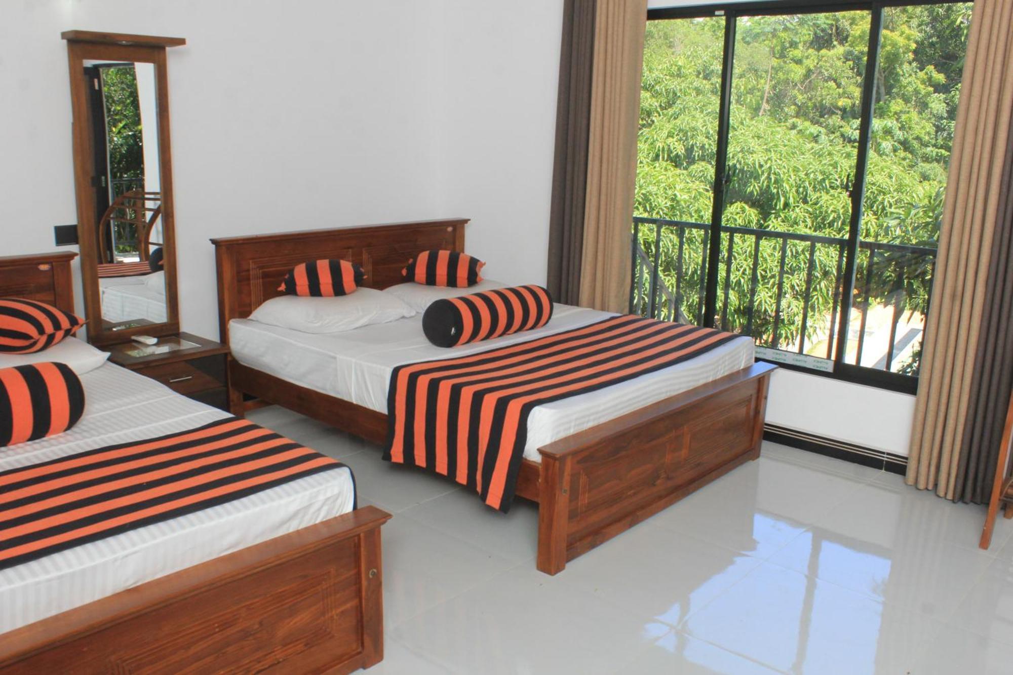 Sigiriya Sun Shine Villa Exteriör bild