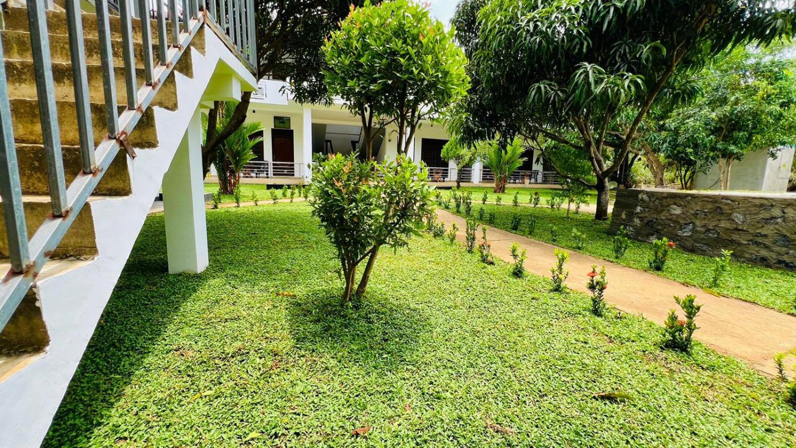 Sigiriya Sun Shine Villa Exteriör bild