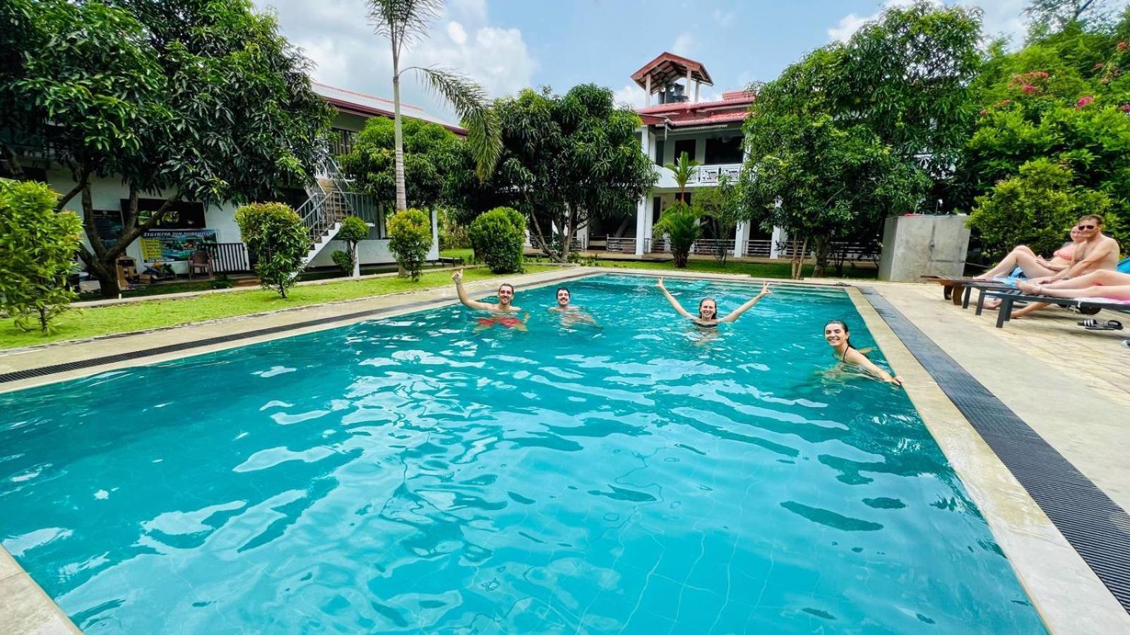 Sigiriya Sun Shine Villa Exteriör bild