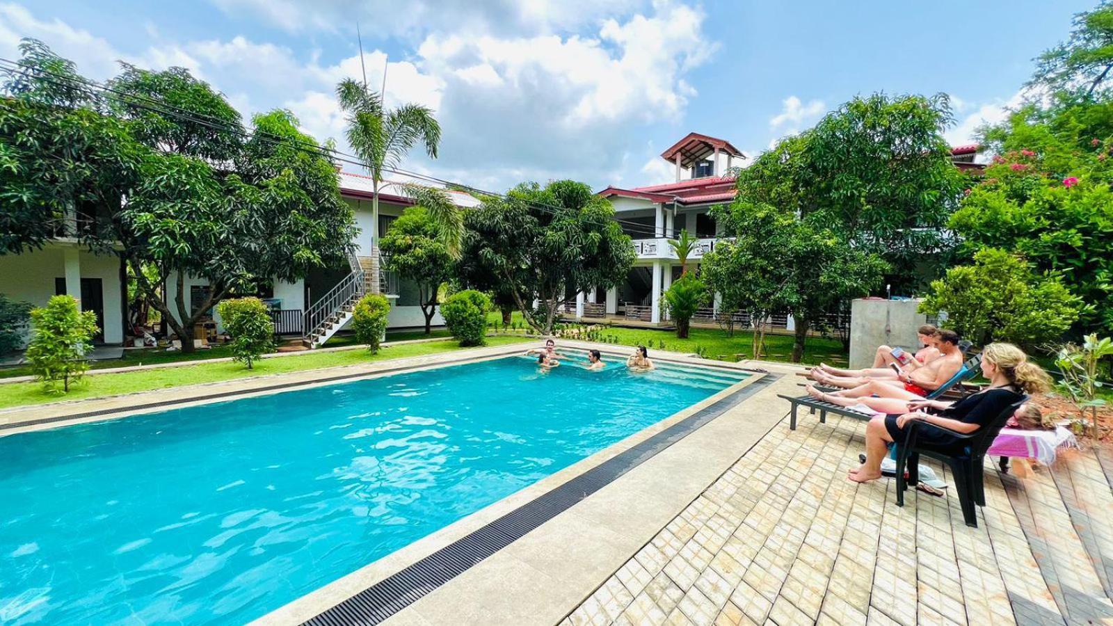 Sigiriya Sun Shine Villa Exteriör bild